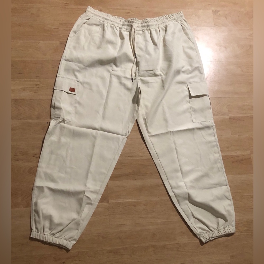 Men's Cream Cargo Pants